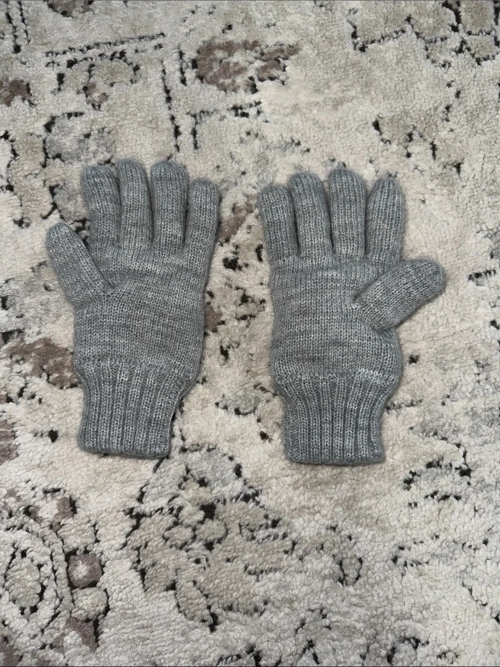 H&M Gray Knit Kids Gloves